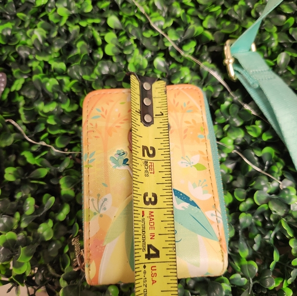 LOUNGEFLY TIANA Backpack & Accordian Wallet Card Holder - Picture 7 of 16